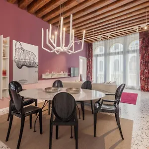 Apartment Tadomo - Corte Del Cafetier, Venedig